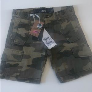 NWT BOYS ARMY CARGO SHORTS